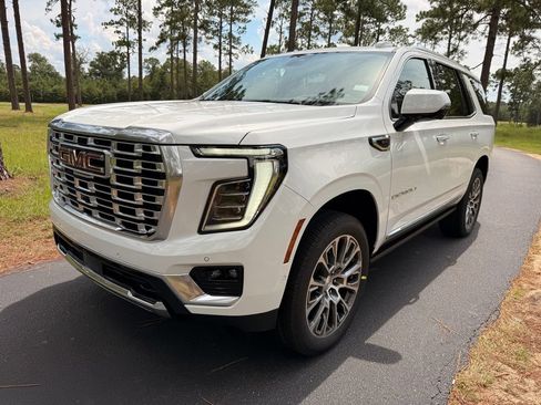 New 2026 GMC Yukon Denali w/ Denali Reserve Package RWD image 1