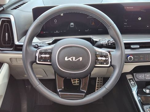 Used 2024 Kia Sorento SX FWD image 27