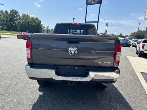 Used 2024 RAM 2500 Tradesman w/ Chrome Appearance Group AWD/4WD image 8