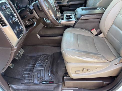 Used 2016 GMC Sierra 3500 Denali w/ Duramax Plus Package image 19