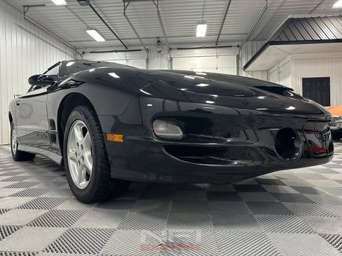 Used 1999 Pontiac Firebird Formula w/ Security Pkg image 15