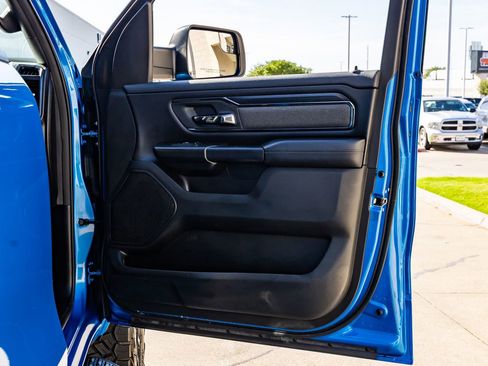 Used 2023 RAM 1500 Big Horn AWD/4WD image 37