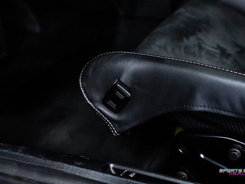 Used 2016 Porsche Cayman GT4 image 33