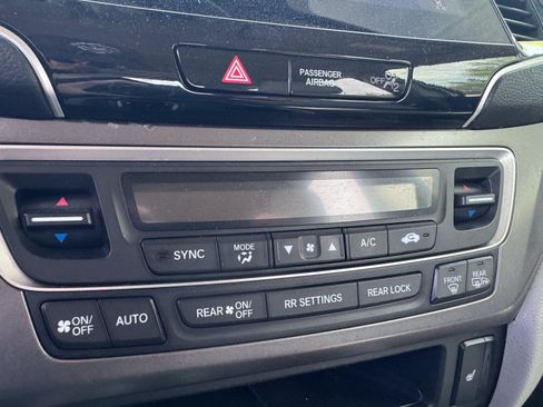 Used 2021 Honda Pilot Special Edition image 38