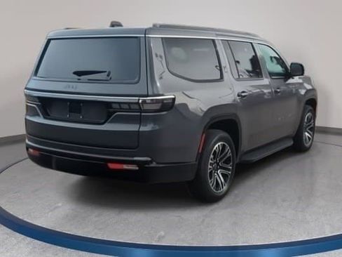 New 2026 Jeep Grand Wagoneer 4WD image 5