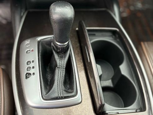 Used 2015 INFINITI QX60 3.5 Sport Utility 4D w/ Premium Package image 13