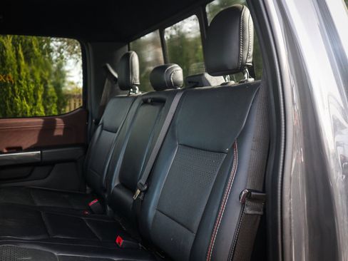 Used 2021 Ford F150 Lariat w/ Equipment Group 502A High image 8