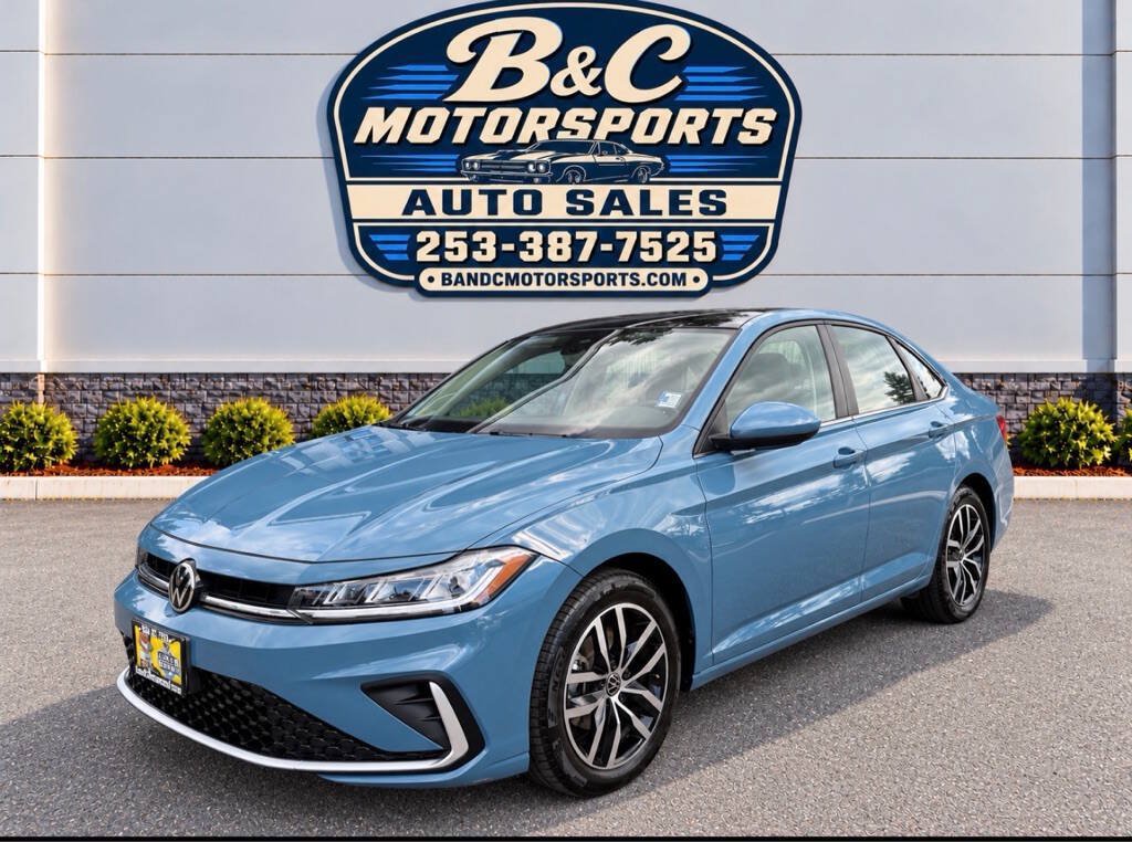 Used 2025 Volkswagen Jetta SE FWD image 38