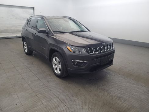 Used 2019 Jeep Compass Latitude w/ Cold Weather Group image 13
