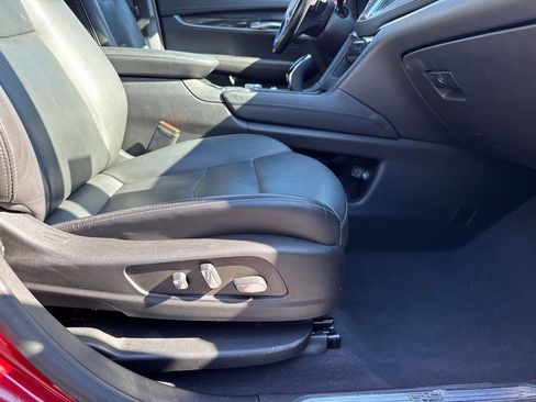 Certified 2023 Cadillac XT5 Premium Luxury image 13