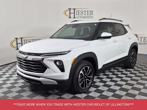 Certified 2026 Chevrolet TrailBlazer LT w/ Driver Confidence Package FWD image 8