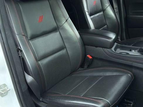 Used 2024 Dodge Durango GT RWD image 35