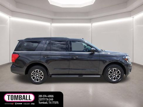 Used 2022 Ford Expedition XLT RWD image 8