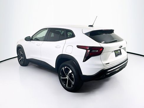 Used 2024 Chevrolet Trax RS image 5