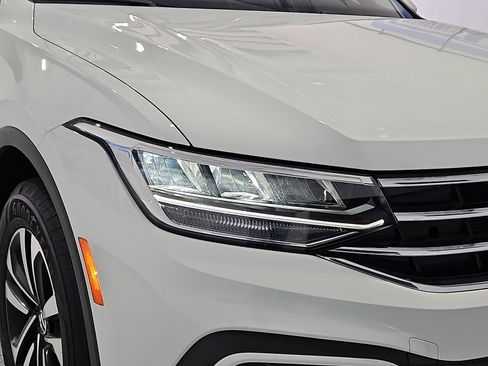 Used 2024 Volkswagen Tiguan S w/ MDO Package, Three-Row image 6