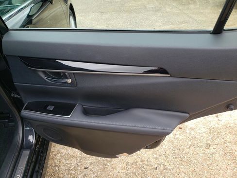 Used 2018 Lexus ES 350 w/ Accessory Package image 24