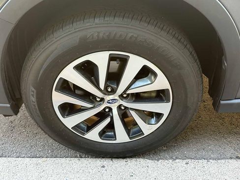 Used 2020 Subaru Outback Premium AWD/4WD image 53