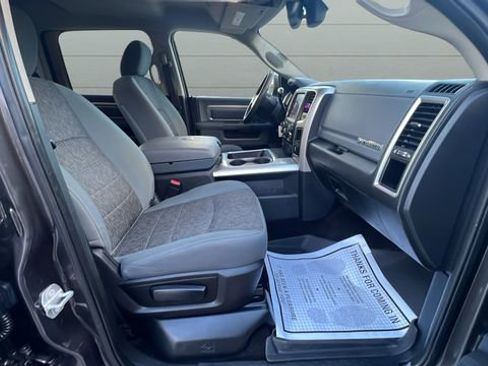 Used 2018 RAM 2500 Big Horn image 31