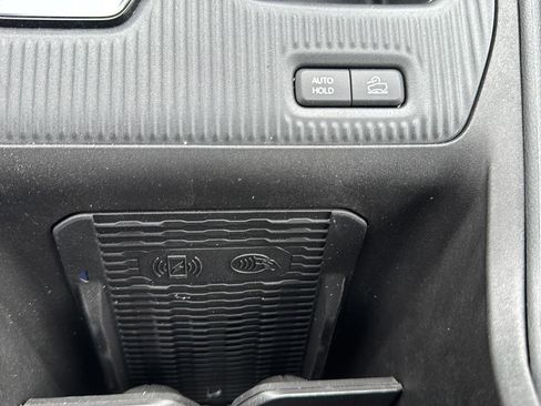 New 2026 Jeep Cherokee Overland w/ Advanced Pro Tech Group AWD/4WD image 17