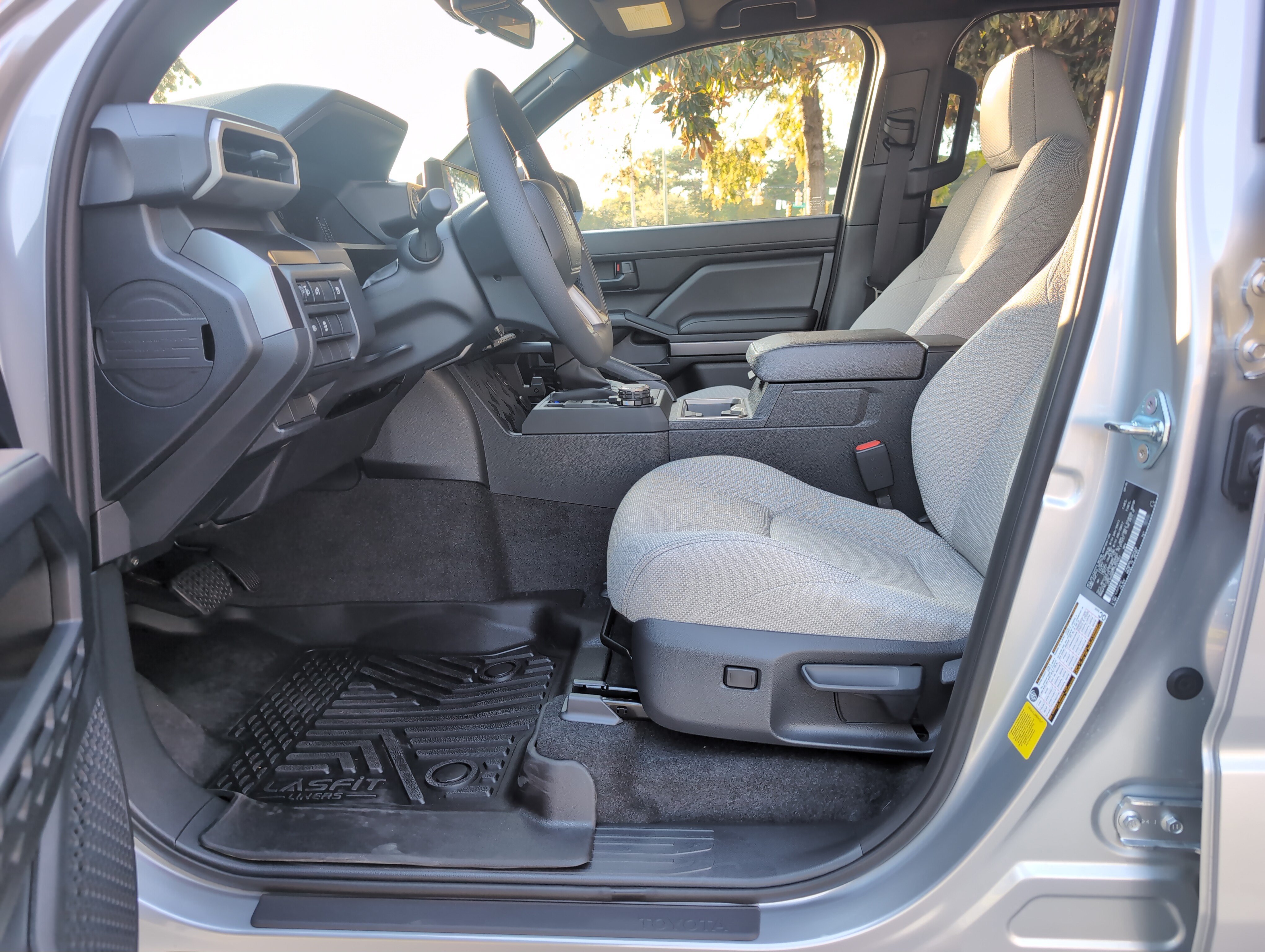 Certified 2026 Toyota 4Runner SR5 AWD/4WD image 16