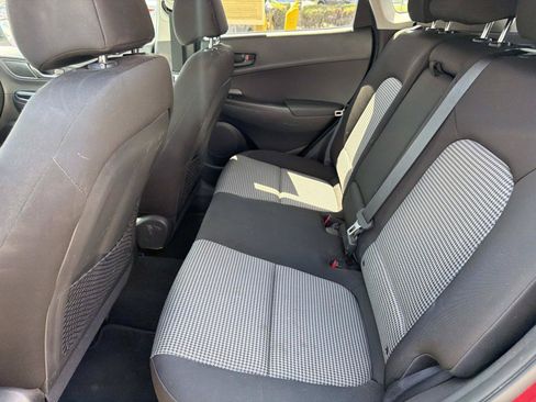 Used 2020 Hyundai Kona SEL FWD image 12