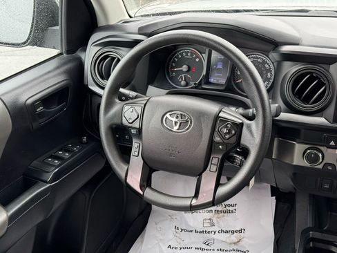 Used 2021 Toyota Tacoma SR image 17