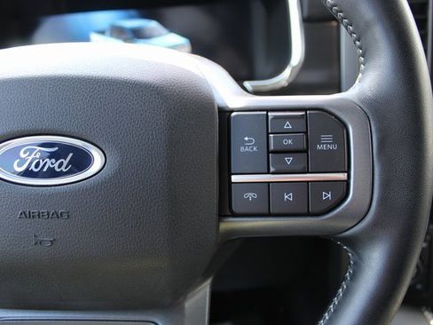 Used 2023 Ford F150 Lariat w/ Trailer Tow Package image 28