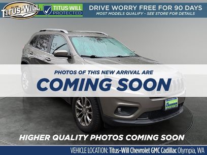 Used 2019 Jeep Cherokee Latitude Plus w/ Comfort/Convenience Group