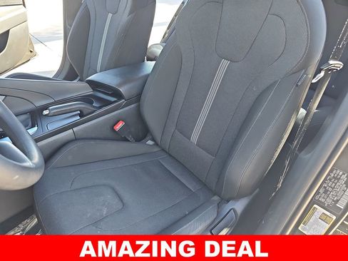 Used 2025 Hyundai Elantra SE image 14