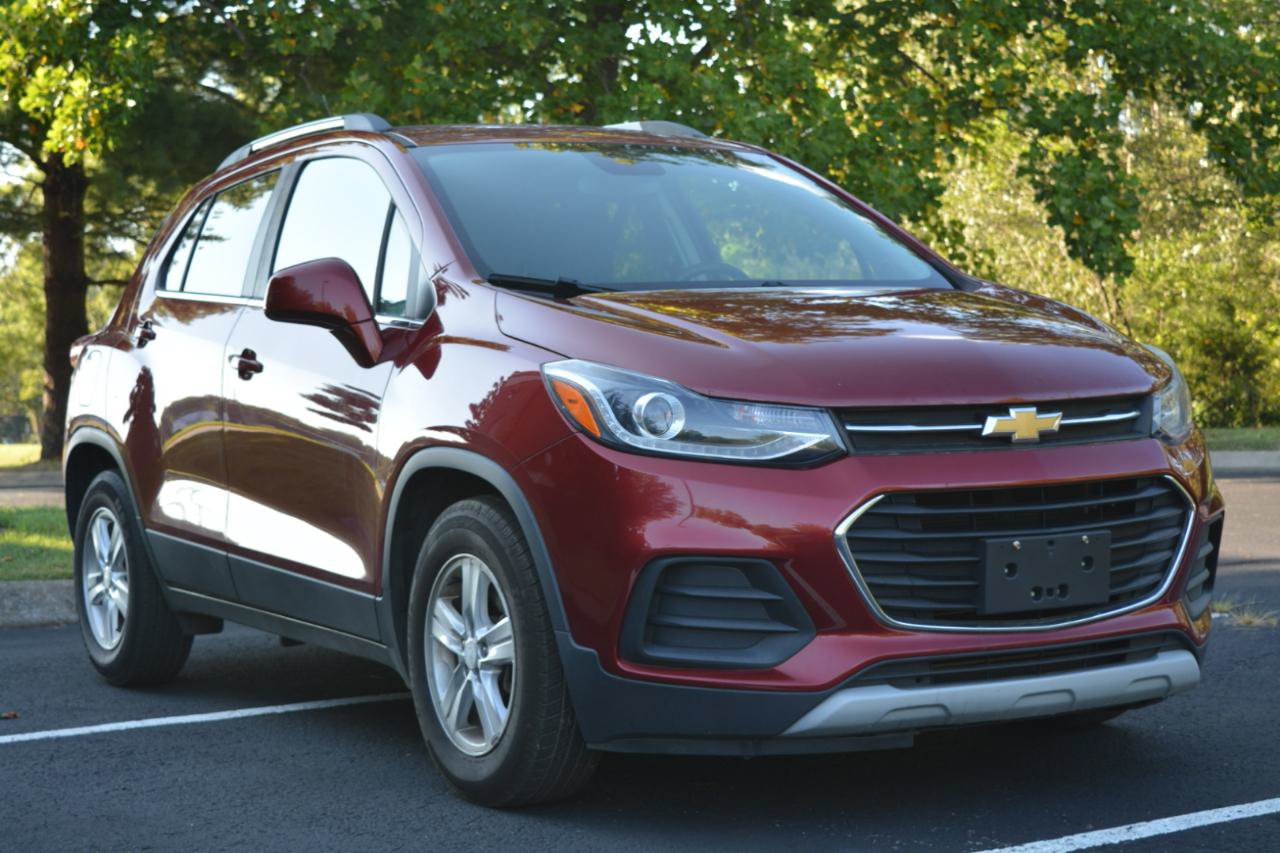 Used 2019 Chevrolet Trax LT FWD image 3