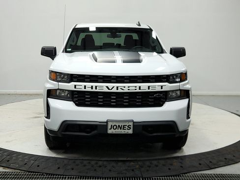 Used 2022 Chevrolet Silverado 1500 Custom w/ Rally Edition AWD/4WD image 3