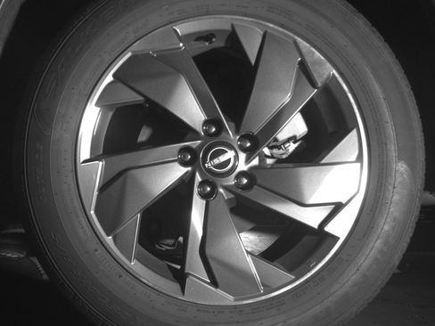 Used 2025 Nissan Rogue SV FWD image 14
