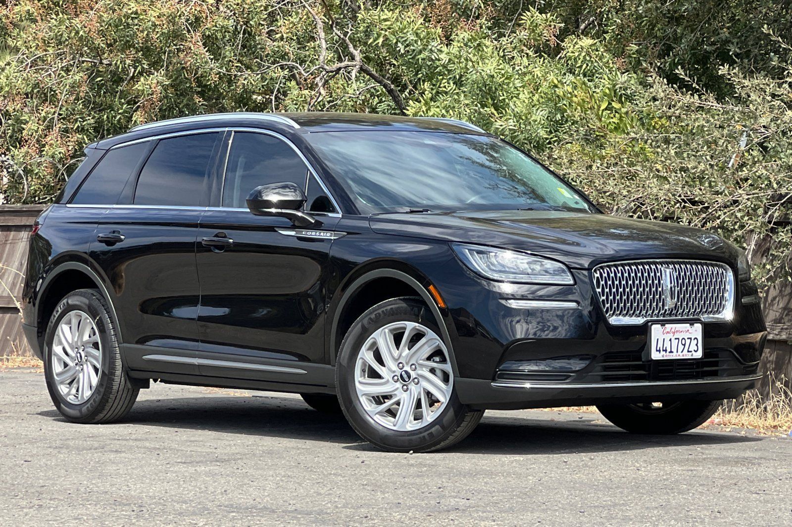 Used 2022 Lincoln Corsair FWD image 2