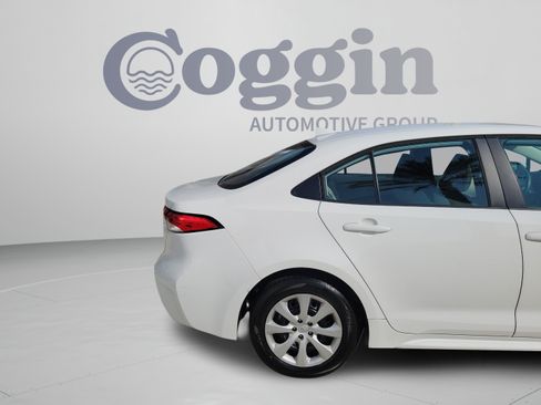Certified 2024 Toyota Corolla LE FWD image 29