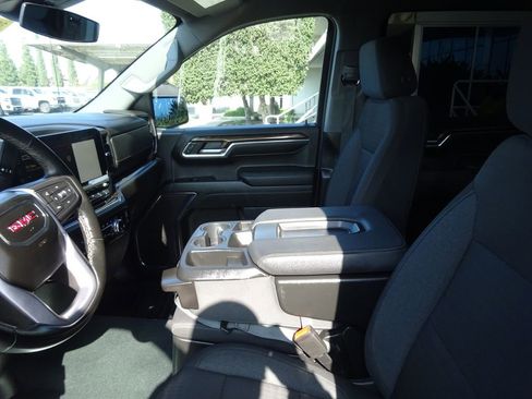 Certified 2024 GMC Sierra 1500 Elevation w/ X31 Off-Road Package image 16