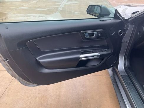 Used 2022 Ford Mustang Convertible w/ Equipment Group 101A image 4