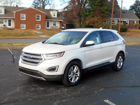 Used 2015 Ford Edge SEL w/ Equipment Group 201A image 2