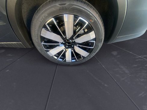 New 2025 Mitsubishi Outlander SE image 14