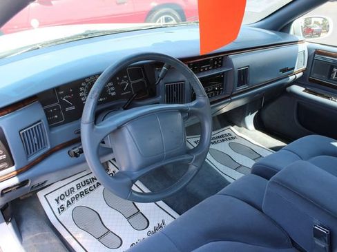 Used 1996 Buick Roadmaster Limited RWD image 19