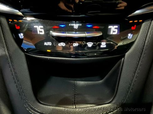 Used 2024 Cadillac XT6 Sport image 39