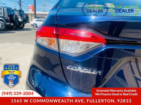 Used 2020 Toyota Corolla LE w/ Carpet Mat Package (TMS) image 17