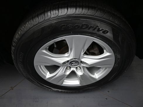 Certified 2021 Toyota RAV4 XLE image 15