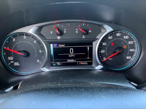 Used 2018 Chevrolet Equinox LT w/ Sun & Infotainment Package AWD/4WD image 26