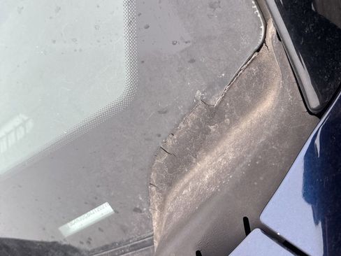 Used 2018 Jeep Compass Limited w/ Navigation Group image 9