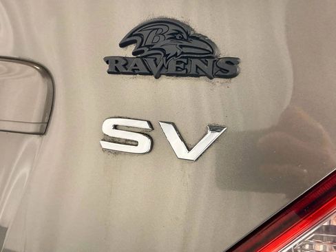 Used 2012 Nissan Versa SV image 8