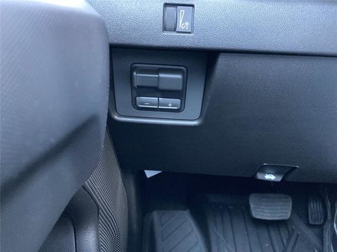 New 2026 GMC Canyon Elevation w/ Convenience Package image 26