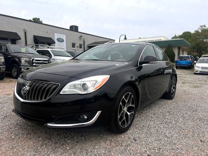 Used 2017 Buick Regal Premium w/ Driver Confidence Package #1