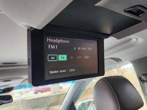 Used 2005 Toyota Sienna XLE Limited image 19