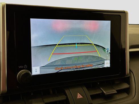 Used 2024 Toyota RAV4 LE image 23