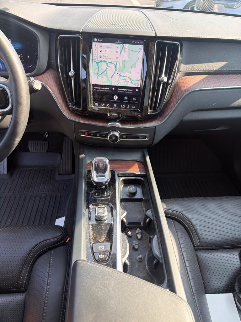 Used 2023 Volvo XC60 B6 Ultimate AWD/4WD image 15